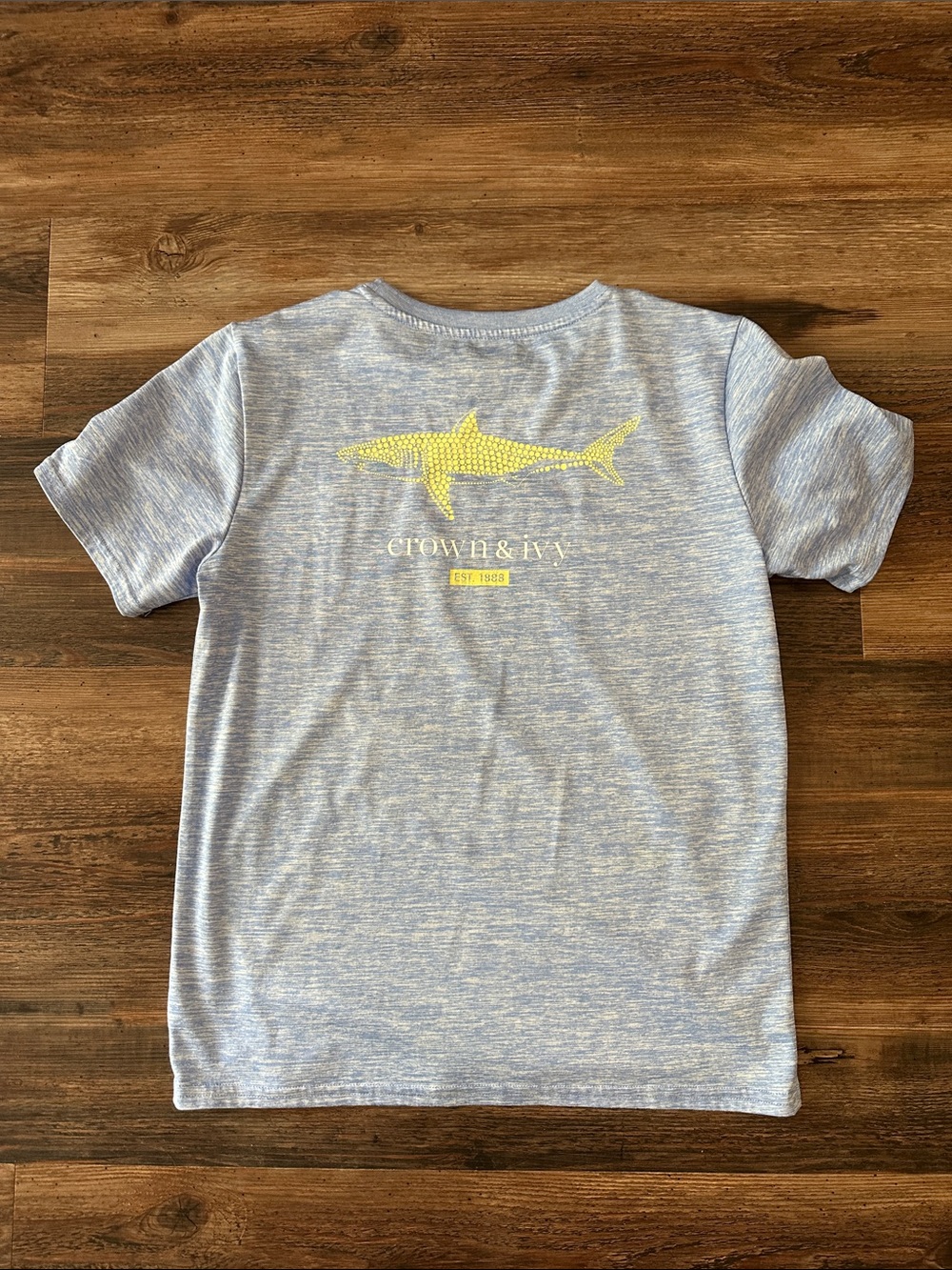 crown & ivy light blue heather tee with yellow shark graphic